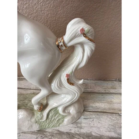 Lenox The Regal Unicorn Figurine 2003 Fine Ivory China Gold Accent Unicorn w/COA - Picture 14 of 16